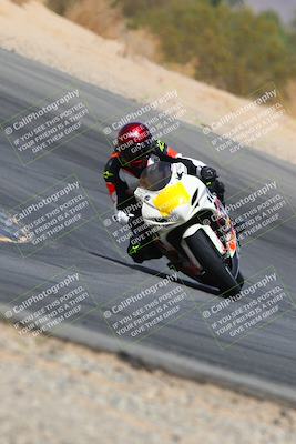 media/Apr-10-2022-SoCal Trackdays (Sun) [[f104b12566]]/Turn 10 (1pm)/